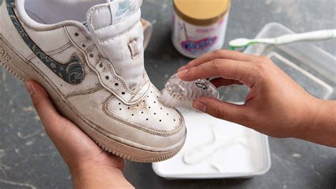 machine washing af1 shoes